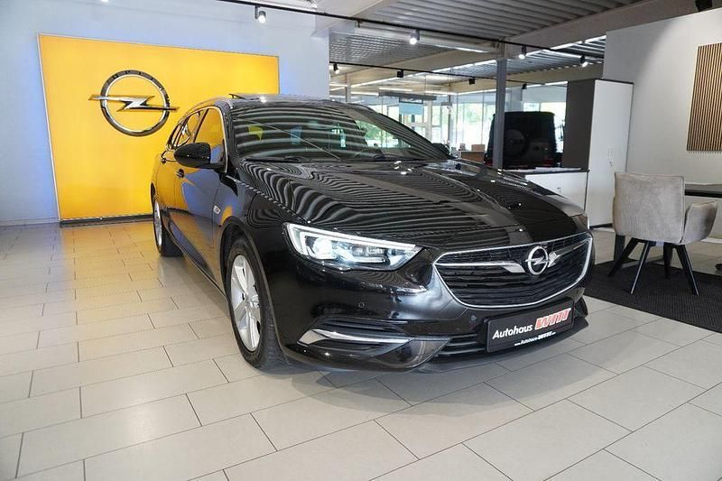 Schwarz Gebraucht 2018 Opel Insignia Limousine | 15.390 € (Guter Preis) - Bild 1/4