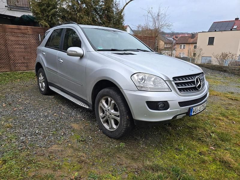 Gebraucht Mercedes ML280 190 PS (139 kW) 2007 Silber SUV