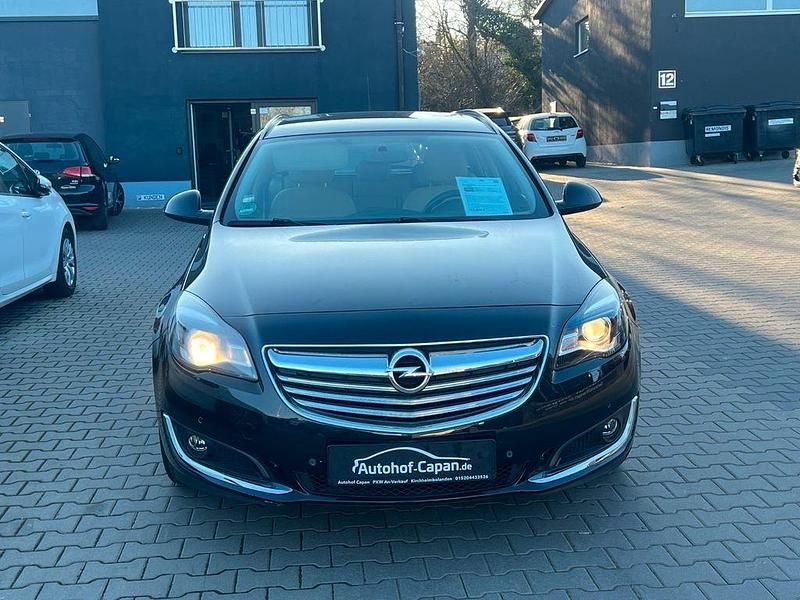 Gebraucht Opel Insignia Edition 140 PS (102 kW) 2014 Karbonschw graphitschw midnigh Kombi