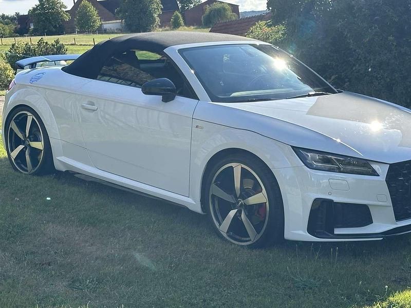 Weiß Gebraucht 2019 Audi TT Cabrio | 31.600 € (Fairer Preis) - Bild 1/4