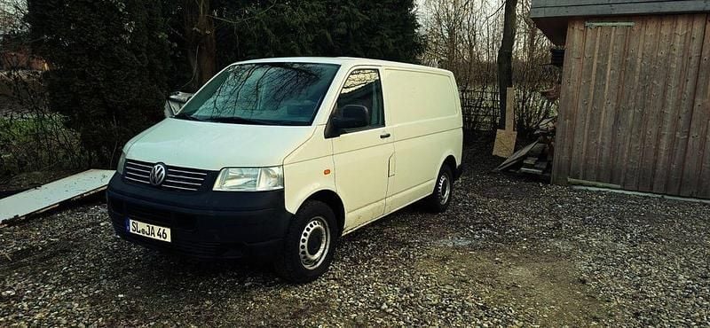 Weiß Gebraucht 2006 VW T5 Van | 6.200 € (Teuer) - Bild 1/4