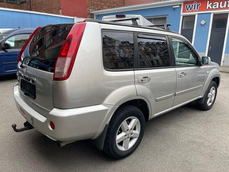 Gebraucht Nissan X-Trail 165 PS (121 kW) 2004 Silber SUV