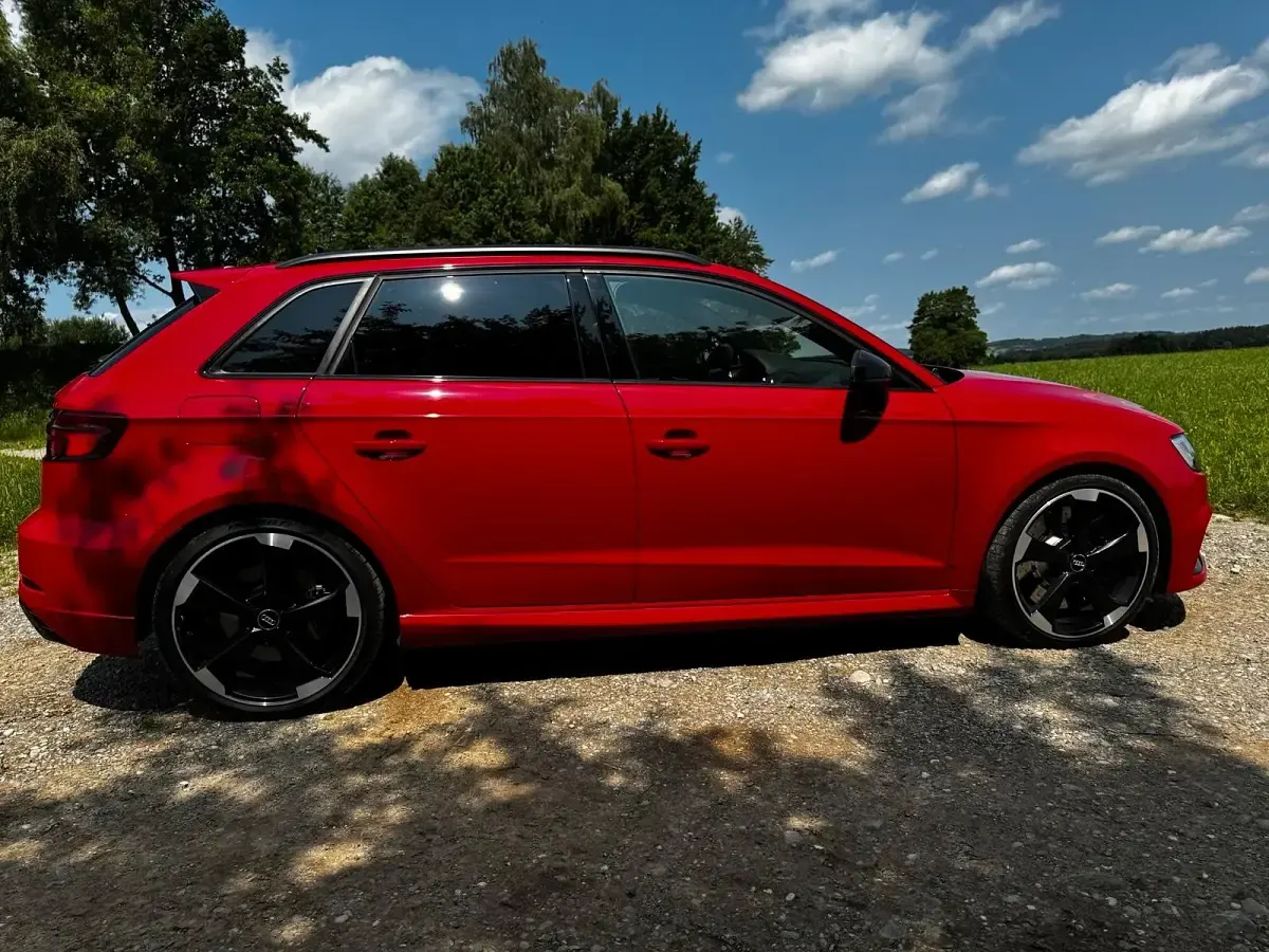 Gebraucht Audi RS3 Comfort 400 PS (294 kW) 2019 Rot Limousine