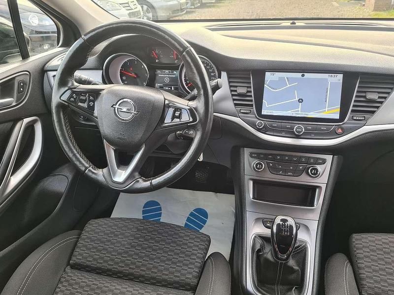 Gebraucht Opel Astra Edition 110 PS (80 kW) 2019 Onyx schwarz Kombi