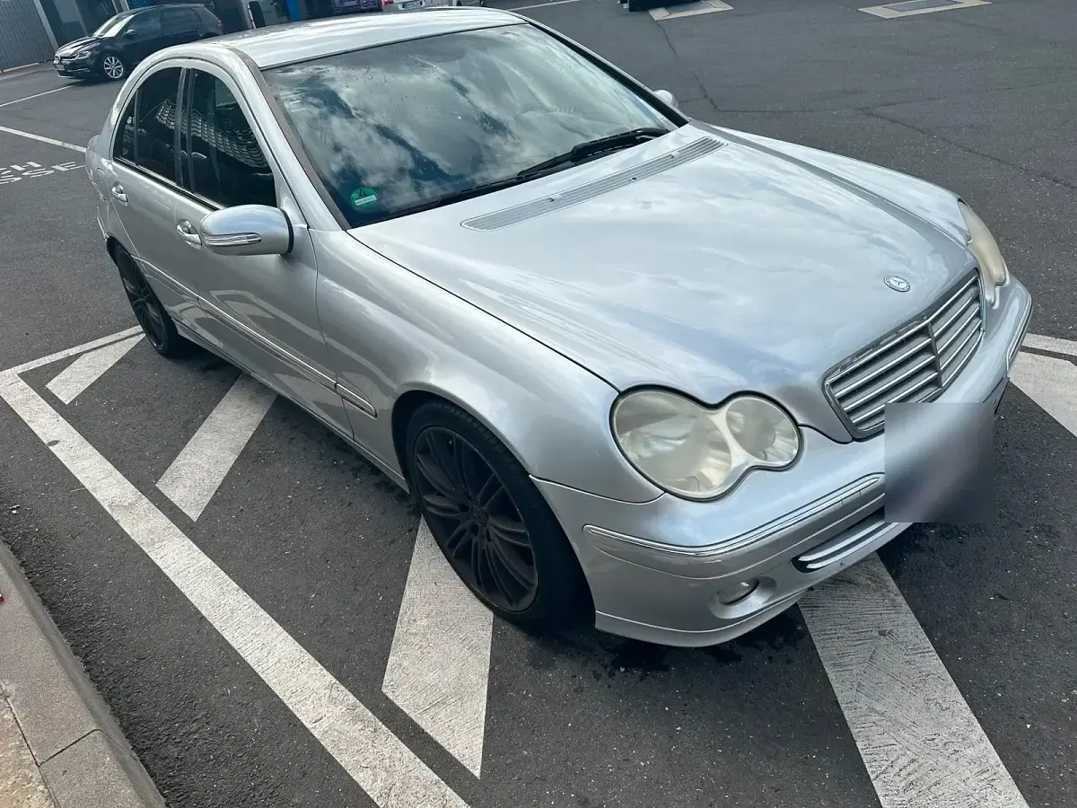Gebraucht Mercedes C220 150 PS (110 kW) 2004 Grau Limousine