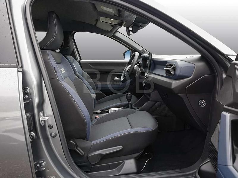 Neu Dacia Bigster Expression 140 PS (102 kW) 2025 Grau SUV