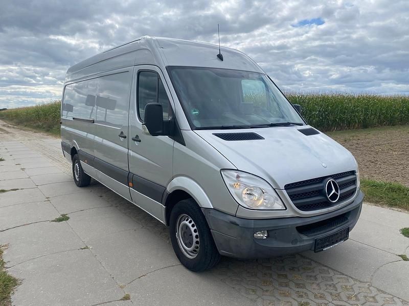 Silber Gebraucht 2012 Mercedes Sprinter Van | 9.490 € (Superpreis) - Bild 1/4