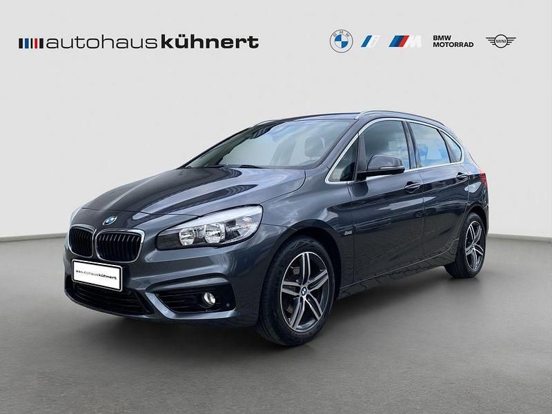 Grau Gebraucht 2016 BMW 218 Active Tourer Sport Line Van / Kleinbus | 8.500 € (Guter Preis) - Bild 1/4