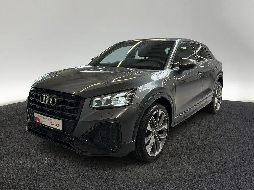 Gebraucht Audi Q2 S-Line 150 PS (110 kW) 2025 Daytonagrau perleffekt SUV
