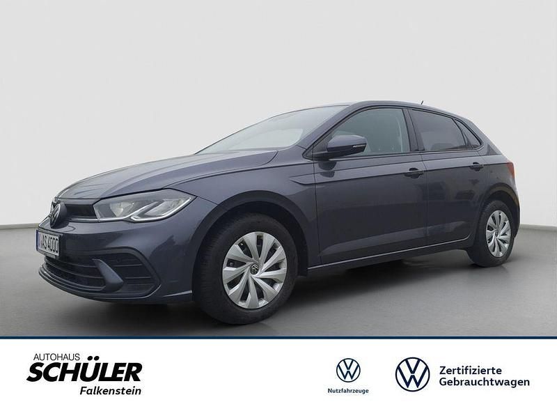 Grau (rauchgrau metallic) Gebraucht 2023 VW Polo S Limousine | 18.735 € (Fairer Preis) - Bild 1/4