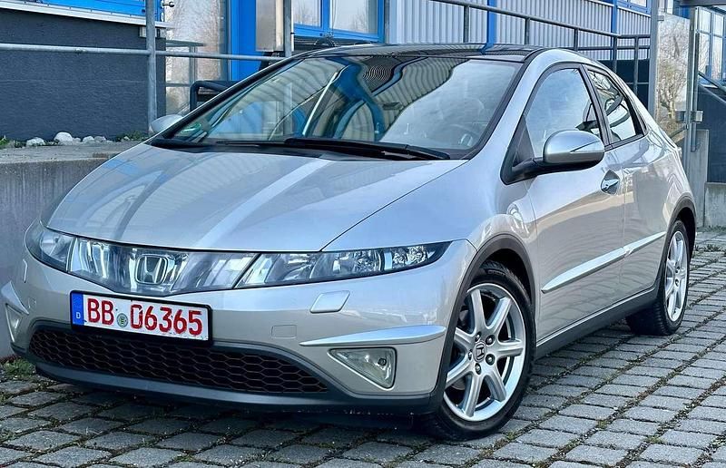 Gebraucht Honda Civic 140 PS (102 kW) 2006 Champagne silver m. Kleinwagen