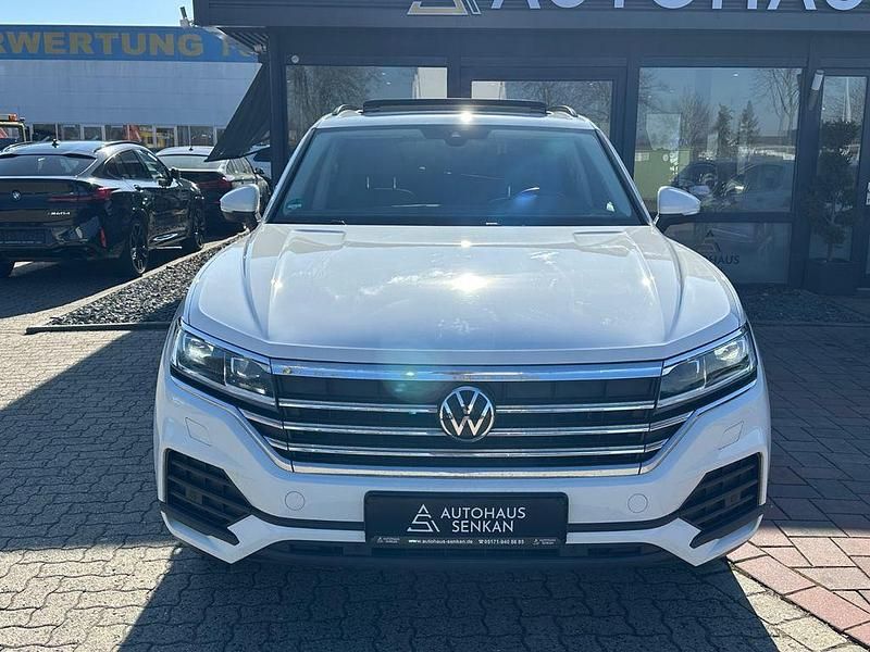 Gebraucht VW Touareg R 286 PS (210 kW) 2022 Weiß SUV