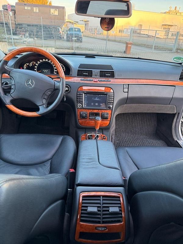 Usata Mercedes S350 245 CV (180 kW) 2002 Argento Berlina