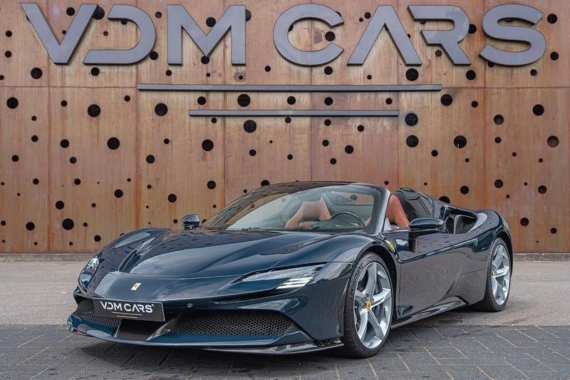Blau Gebraucht 2021 Ferrari SF90 Cabrio | 465.900 € - Bild 1/4