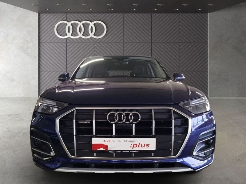 Gebraucht Audi Q5 Ambiente 265 PS (194 kW) 2024 Navarrablau metallic SUV