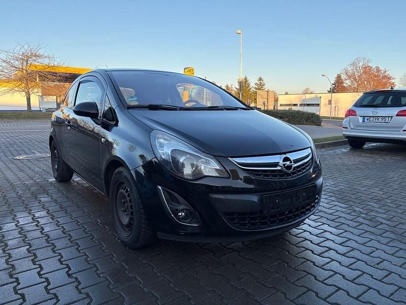 Gebraucht Opel Corsa Edition 101 PS (74 kW) 2011 Braun Kleinwagen