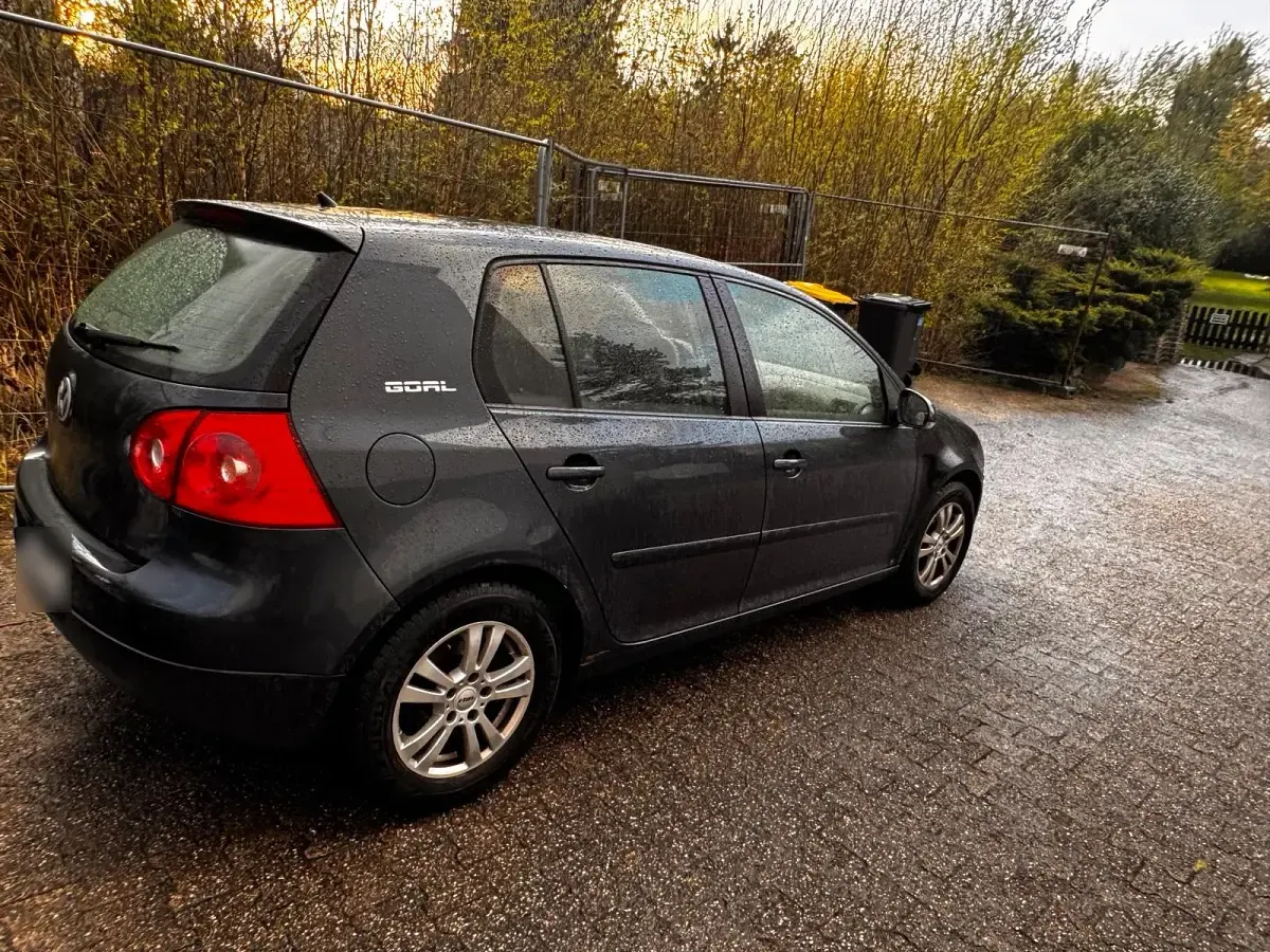 Gebraucht VW Golf V 75 PS (55 kW) 2006 Blau Kleinwagen
