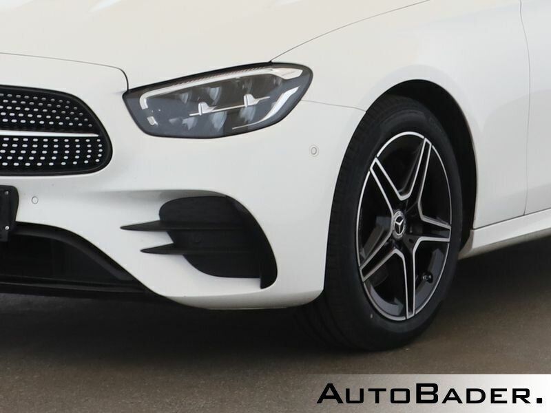 Gebraucht Mercedes E300 AMG 265 PS (194 kW) 2023 149 unilack polarweiß Kombi