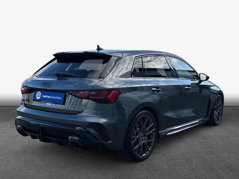 Gebraucht Audi RS3 Sportback Comfort 400 PS (294 kW) 2026 Grau Kleinwagen