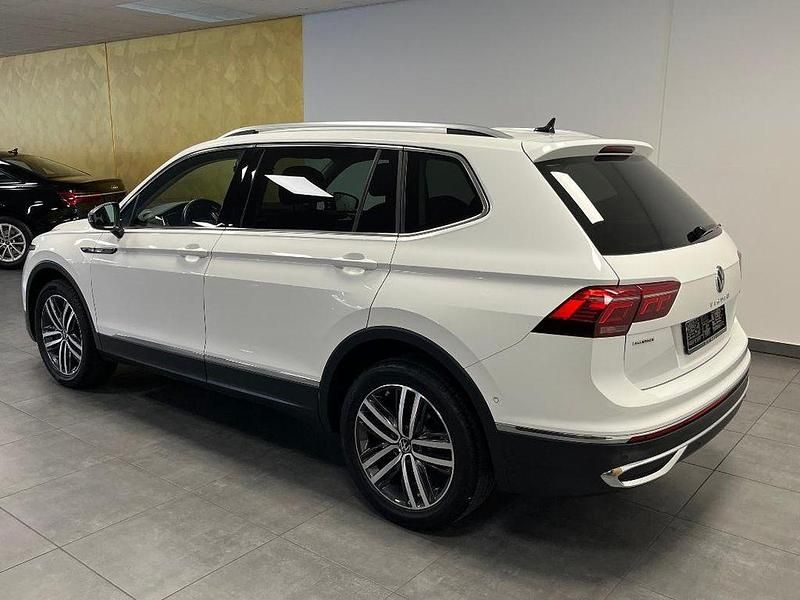Gebraucht VW Tiguan Allspace Elegance 200 PS (147 kW) 2022 Weiß SUV