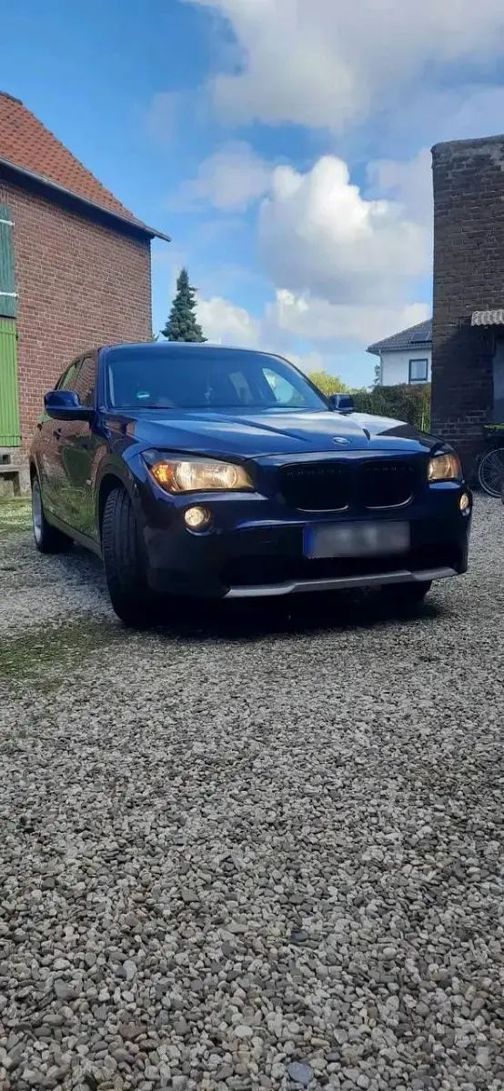 Gebraucht BMW X1 2011 Blau SUV