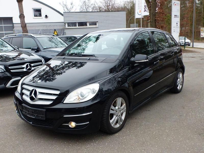 Gebraucht Mercedes B180 109 PS (80 kW) 2008 Schwarz Van / Kleinbus
