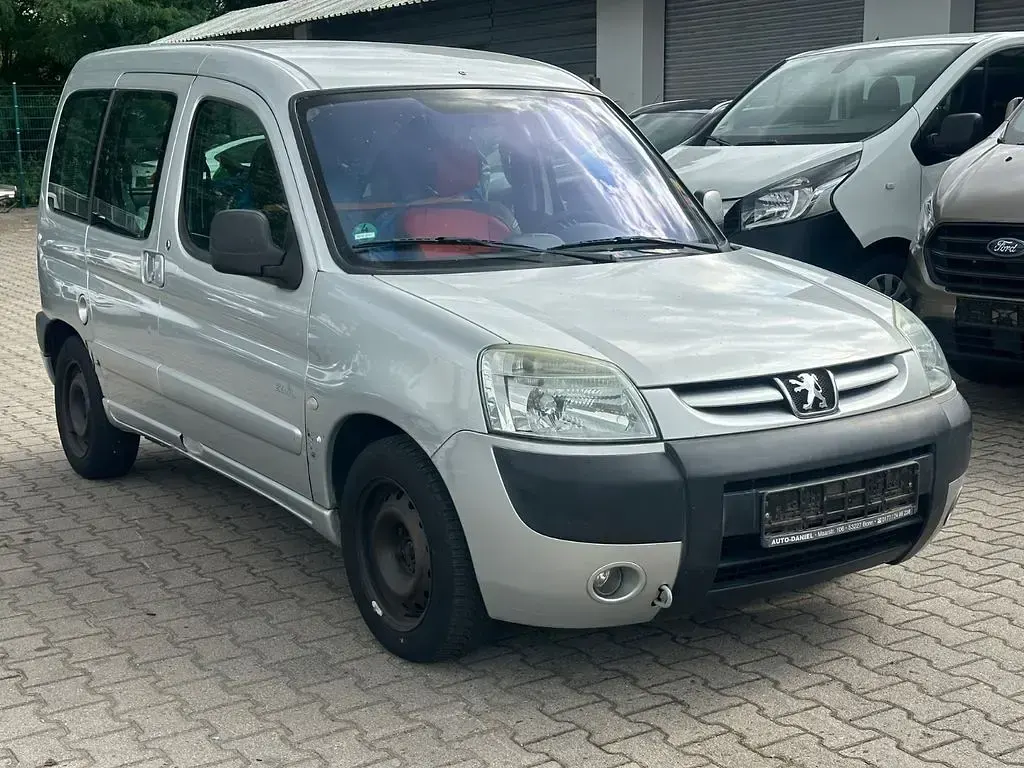 Gebraucht Peugeot Partner Premium 109 PS (80 kW) 2004 Silber Van / Kleinbus