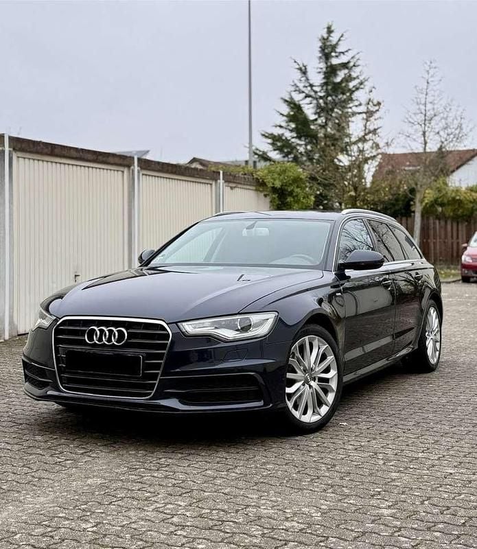 Gebraucht Audi A6 Sport 177 PS (130 kW) 2013 Blau Kombi