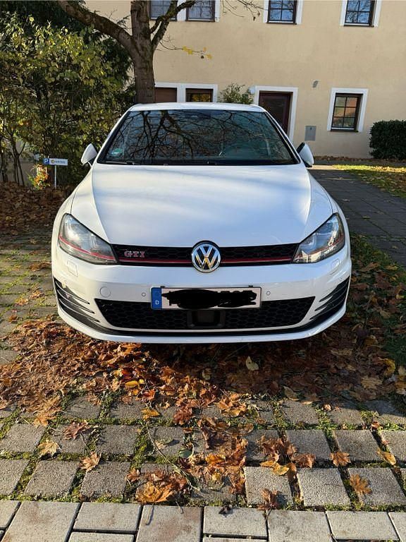 Gebraucht VW Golf VII GTI 230 PS (169 kW) 2016 Weiß Limousine