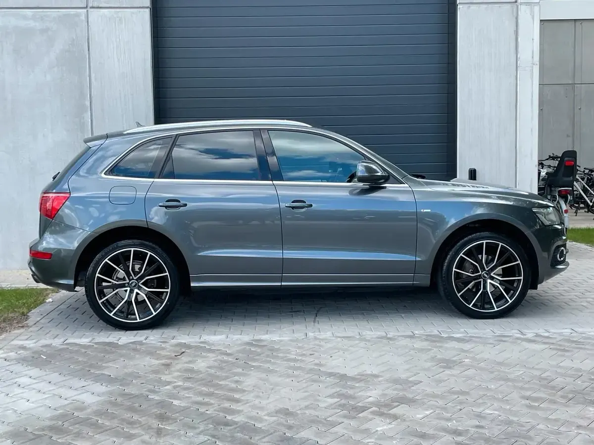 Gebraucht Audi Q5 S-Line 211 PS (155 kW) 2010 Grau SUV