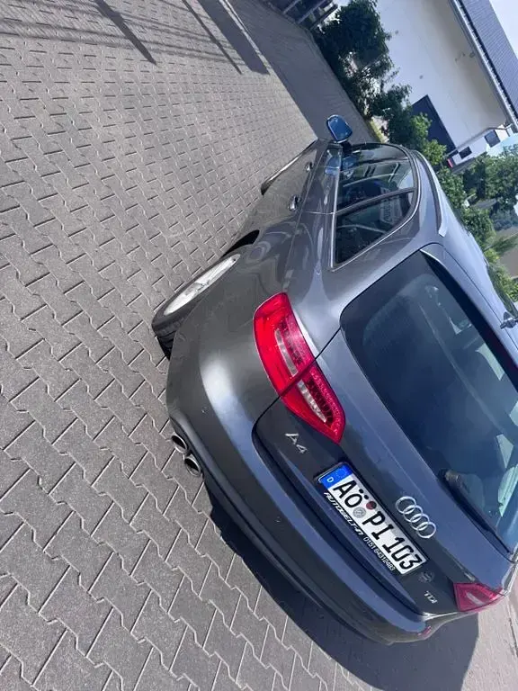 Gebraucht Audi A4 Sport 150 PS (110 kW) 2014 Grau Kombi