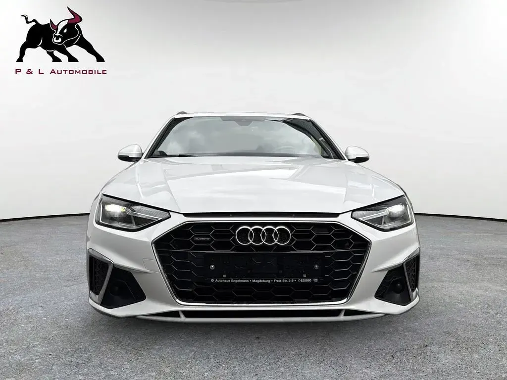 Gebraucht Audi A4 S-Line 204 PS (150 kW) 2023 Weiß Kombi
