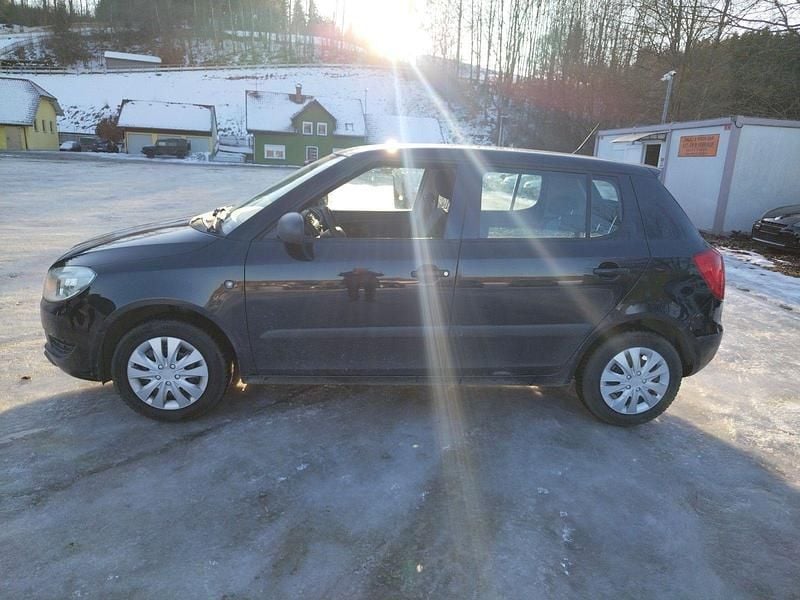Gebraucht Skoda Fabia 69 PS (50 kW) 2012 Schwarz Kombi