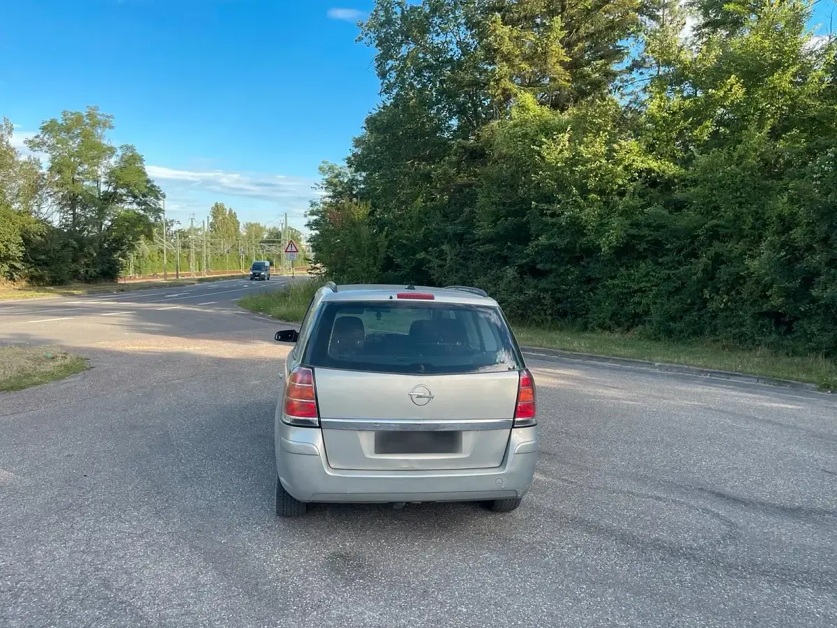 Gebraucht Opel Zafira 150 PS (110 kW) 2005 Beige Van / Kleinbus