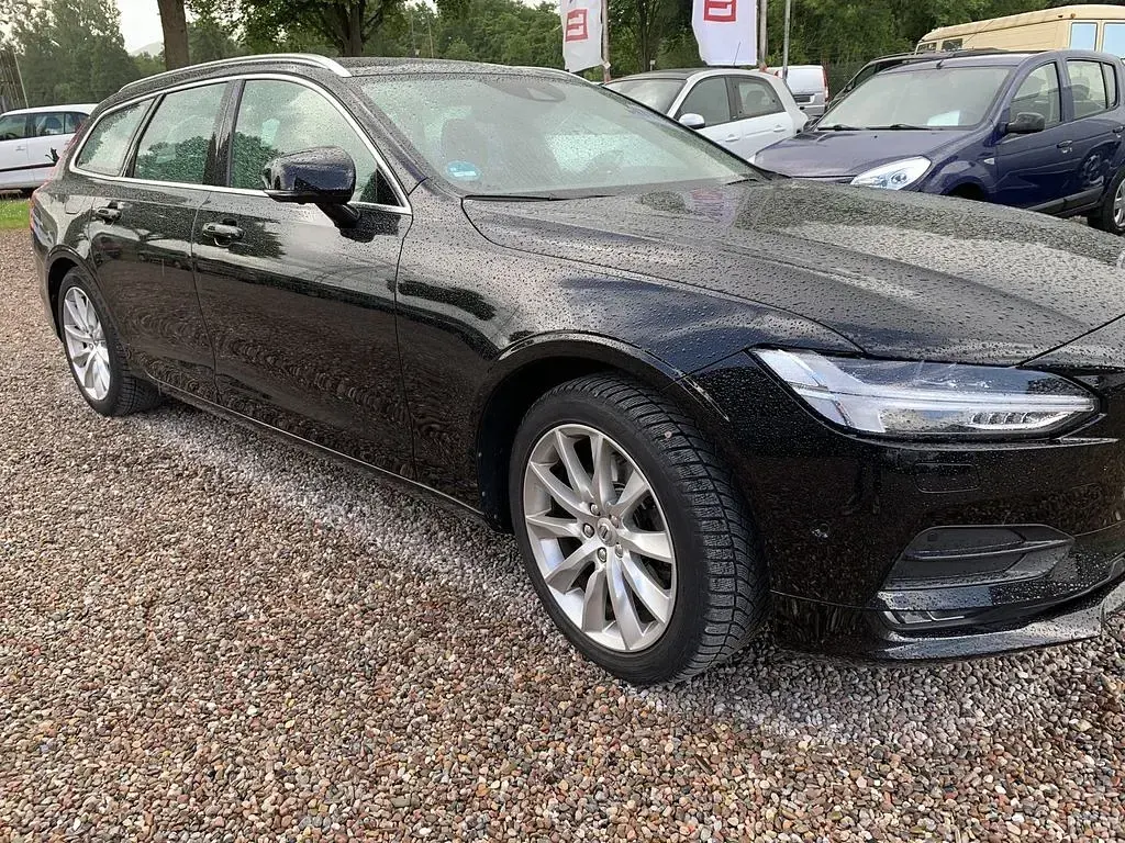 Gebraucht Volvo V90 Momentum 190 PS (139 kW) 2016 Schwarz Kombi