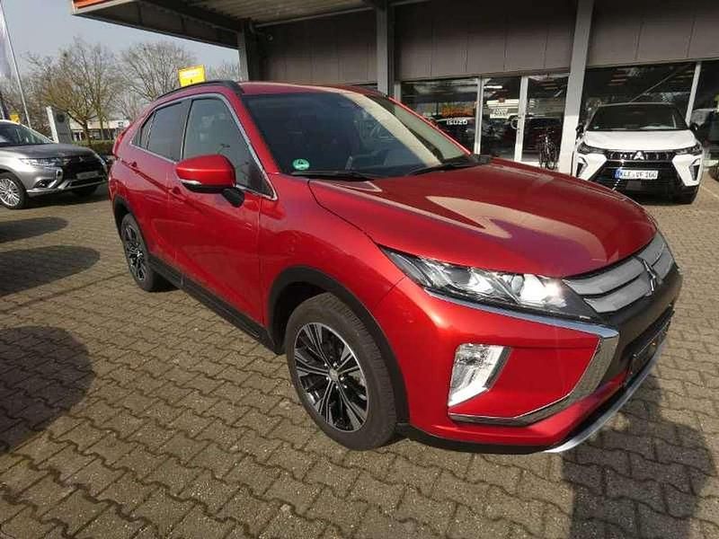 Gebraucht Mitsubishi Eclipse Cross Spirit 163 PS (119 kW) 2020 Dynamikrot SUV