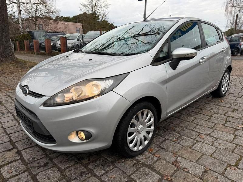 Gebraucht Ford Fiesta 60 PS (44 kW) 2009 Grau Kleinwagen