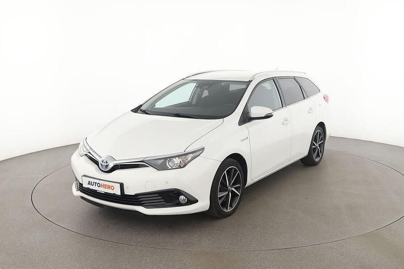 Weiß Gebraucht 2017 Toyota Auris Touring Sports Edition-S Kombi | 14.990 € (Fairer Preis) - Bild 1/4