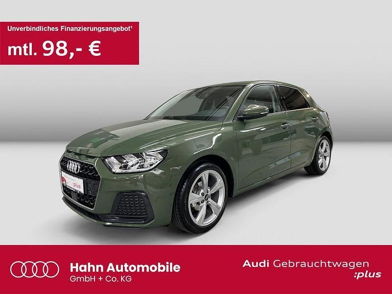 Grün Gebraucht 2025 Audi A1 Sportback Advanced Kleinwagen | 23.889 € (Fairer Preis) - Bild 1/3