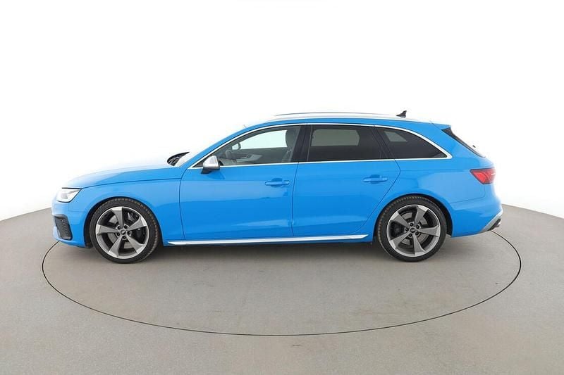 Używany Audi S4 S-Line 341 KM (250 kW) 2022 Niebieski Kombi