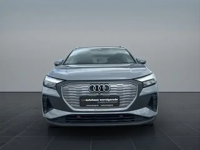 Gebraucht Audi Q4 e-tron Ambiente 210 kW (286 PS) 2025 Kieselgrau SUV