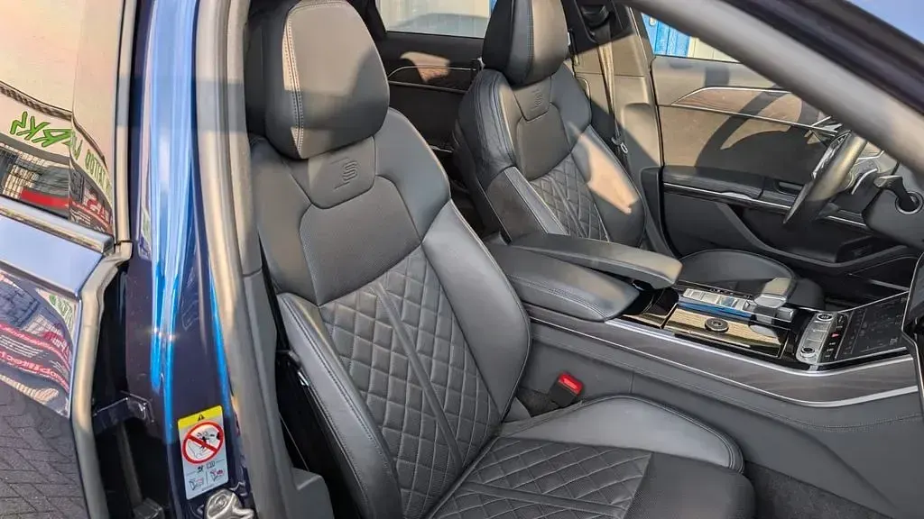 Gebraucht Audi A8 Sport 340 PS (250 kW) 2022 Blau Limousine