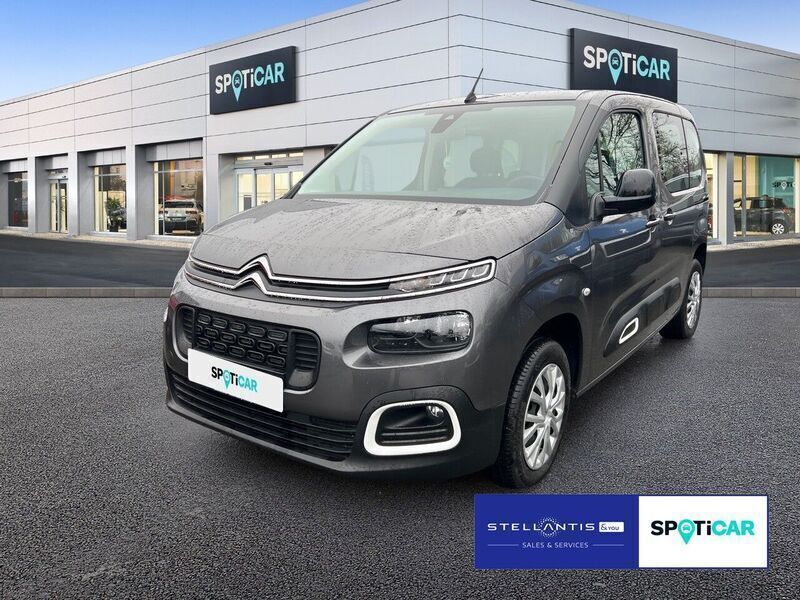 Grau Gebraucht 2023 Citroën Berlingo Feel Van / Kleinbus | 21.885 € (Fairer Preis) - Bild 1/4