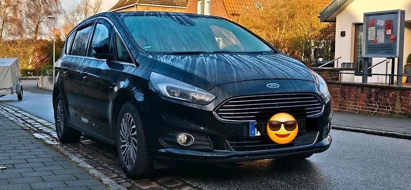Schwarz Gebraucht 2019 Ford S-MAX S Van / Kleinbus | 14.450 € (Fairer Preis) - Bild 1/4