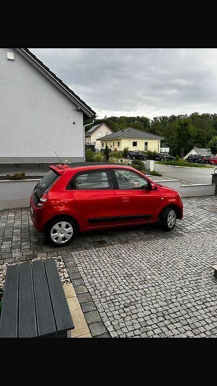 Gebraucht Renault Twingo Dynamique 71 PS (52 kW) 2015 Rot Kleinwagen