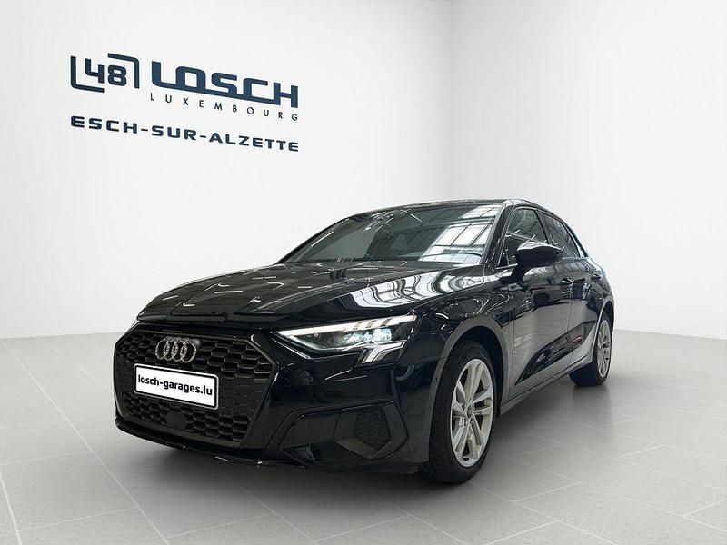Gebraucht Audi A3 Sport 150 PS (110 kW) 2024 Schwarz Van / Kleinbus
