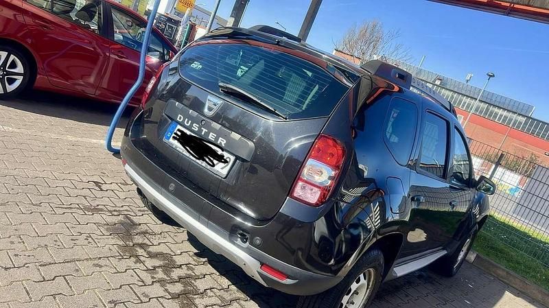 Gebraucht Dacia Duster Lauréate 125 PS (91 kW) 2014 SUV