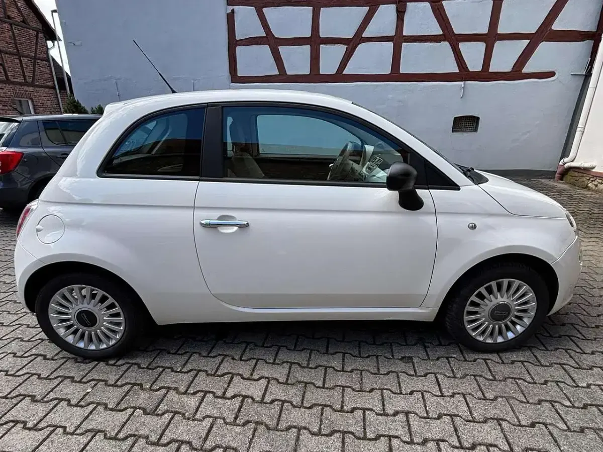 Gebraucht Fiat 500 Pop 69 PS (50 kW) 2008 Weiß Limousine