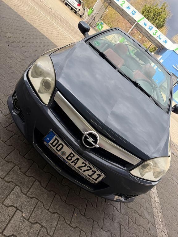Gebraucht Opel Tigra 125 PS (91 kW) 2008 Blau Cabrio