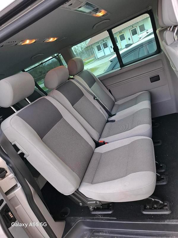 Gebraucht VW T5 140 PS (102 kW) 2014 Silber Van